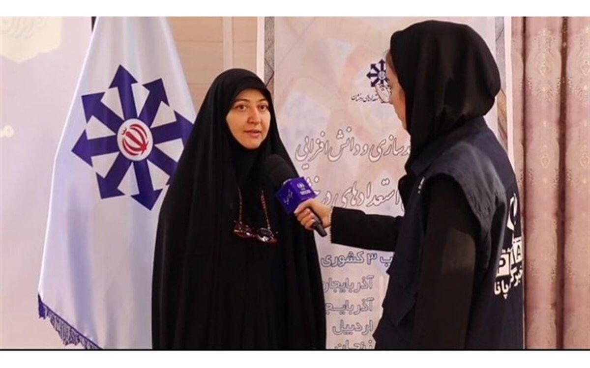 کارگاه آموزشی و توانمندسازی مدیران مدارس استعدادهای درخشان قطب سه کشور سمپاد/فیلم