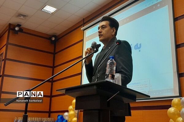 تجلیل از رتبه‌های برتر بهارستانی کنکور سراسری۱۴۰۲