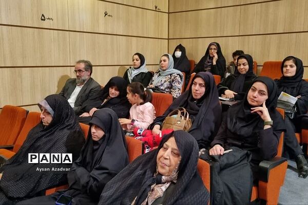 نکوداشت هفته پژوهش و سومین گردهمایی خانه نخبگان دماوند