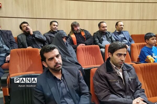 نکوداشت هفته پژوهش و سومین گردهمایی خانه نخبگان دماوند