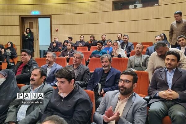 نکوداشت هفته پژوهش و سومین گردهمایی خانه نخبگان دماوند