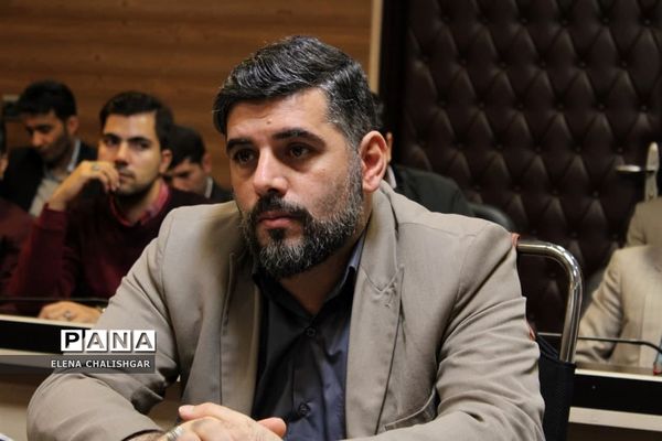 جلسه شورای اداری آموزش و پرورش ناحیه یک بهارستان