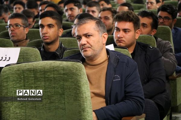 اختتامیه چهل و یکمین جشنواره فرهنگی هنری در آذربایجان غربی