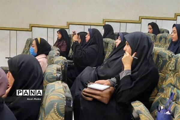 دوره توانمند‌سازی معاونان و مربیان پرورشی در شهرستان پاکدشت