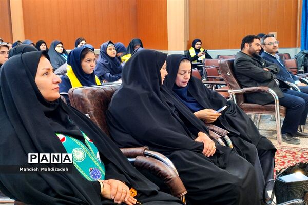 برگزاری انتخابات هیات رئیسه شورای دانش‌آموزی آموزش و پرورش ناحیه ۶