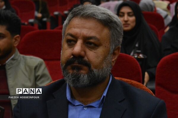 تجلیل از پژوهشگران ناحیه ۲ بهارستان