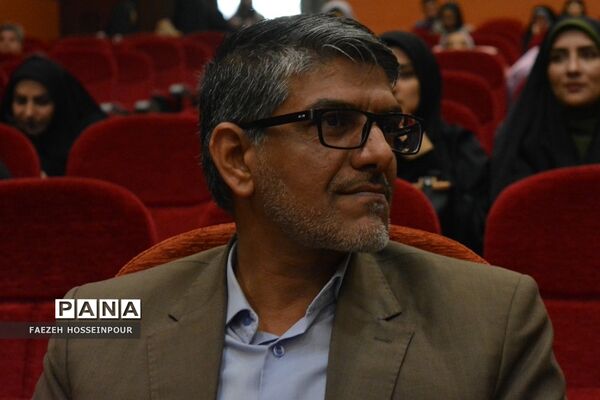 تجلیل از پژوهشگران ناحیه ۲ بهارستان