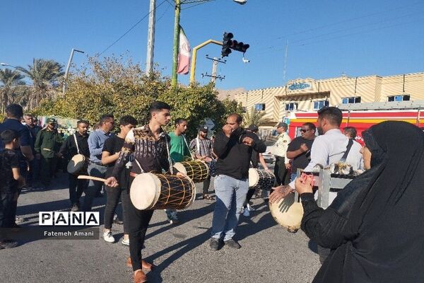 تشییع پیکر شهید گمنام در شهرستان حاجی‌آباد