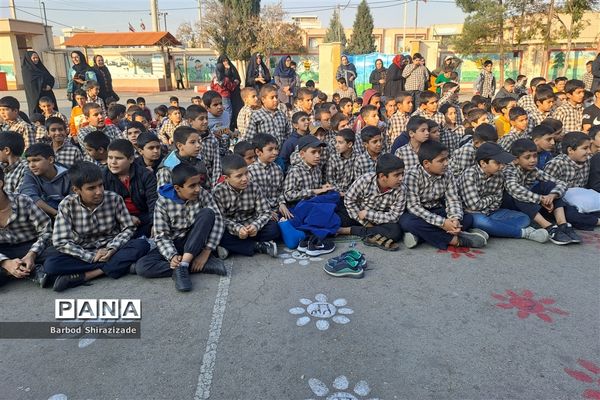 جشن شب یلدا در دبستان‌های ناحیه 3 شیراز