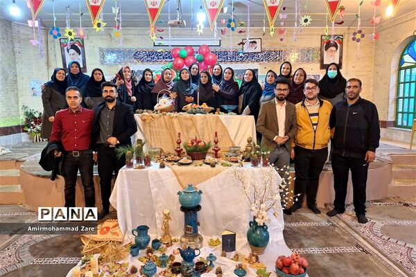 جشن شب یلدا در دبستان‌های ناحیه 3 شیراز