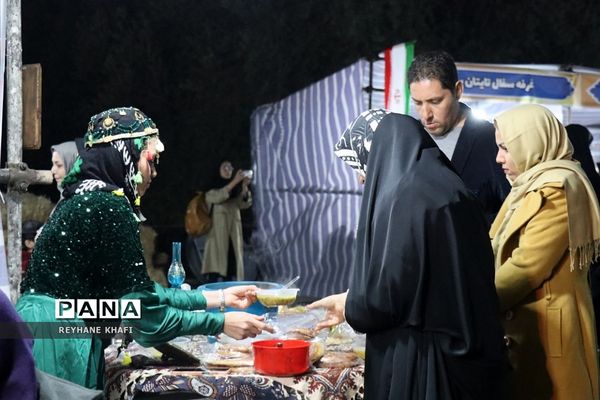 نمایشگاه توانمندسازی و کارآفرینی مردم پایه (تکام)