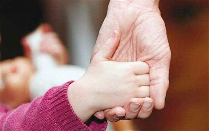 ۱۰ کودک معلول در یزد به فرزندخواندگی سپرده شدند