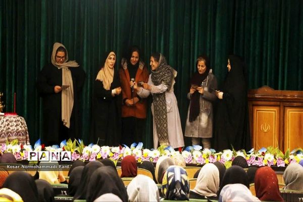 جشنواره اناردونه ویژه شکوفه‌های قرآنی در اسلامشهر