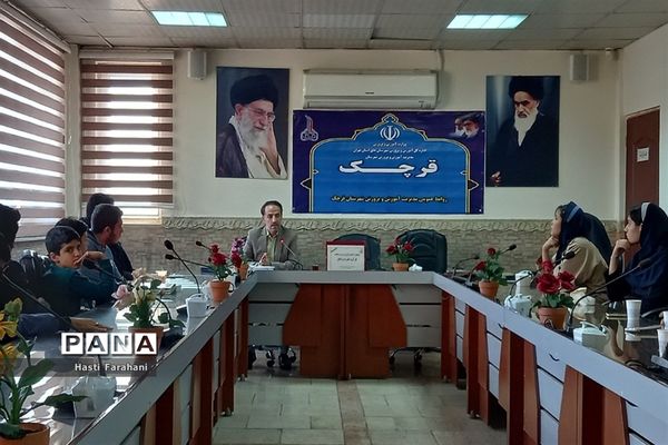 ‌تجلیل از فعالان فرهنگی هنری و قرآن و عترت در قرچک