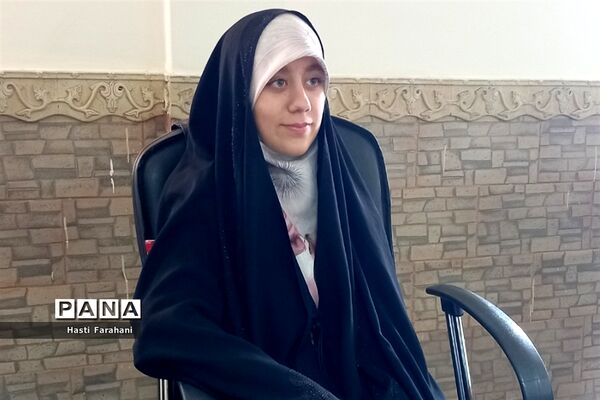 ‌تجلیل از فعالان فرهنگی هنری و قرآن و عترت در قرچک