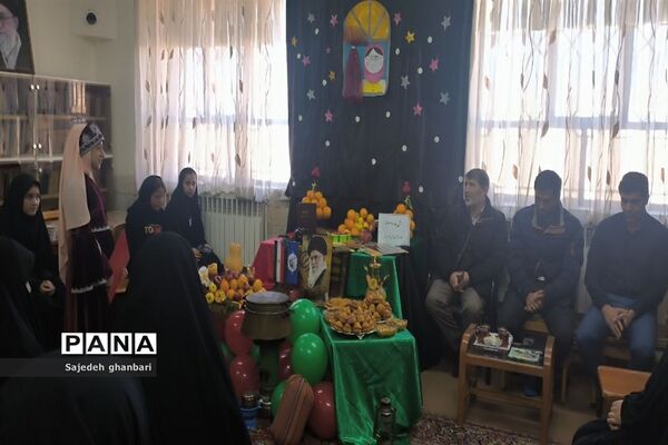 دورهمی یلدایی دانش‌آموزان در کانون شهید‌توافقی