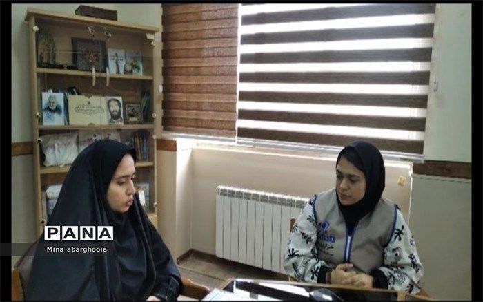 عشق به دانش‌آموزانم باعث شد تا در جایگاه مادر دوم آنها، به کسوت آموزگاری وارد شوم/فیلم