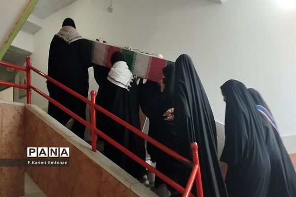 جلوه‌هایی از ارادت دانش‌آموزان مدارس قم به اهل بیت(ع) و شهدا-3