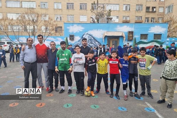 برگزاری مسابقات درون مدرسه‌ای صد در صد امیدستان در ناحیه 2  شهرری