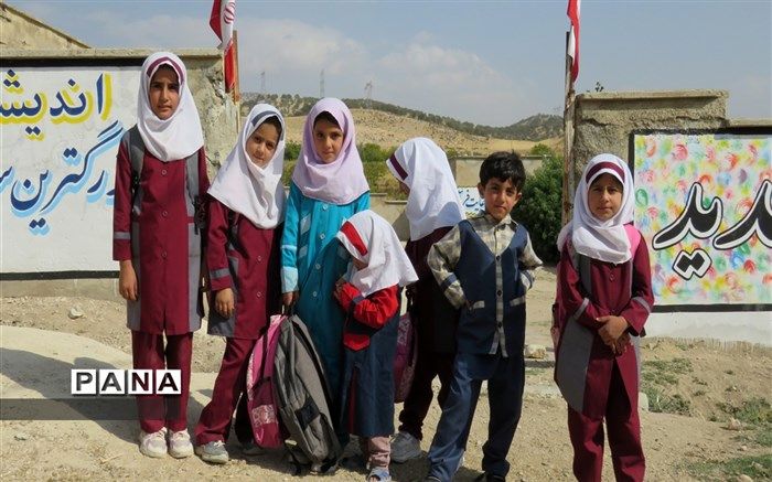 تحصیل ۸۵ درصد دانش‌آموزان عشایری در مدارس ثابت