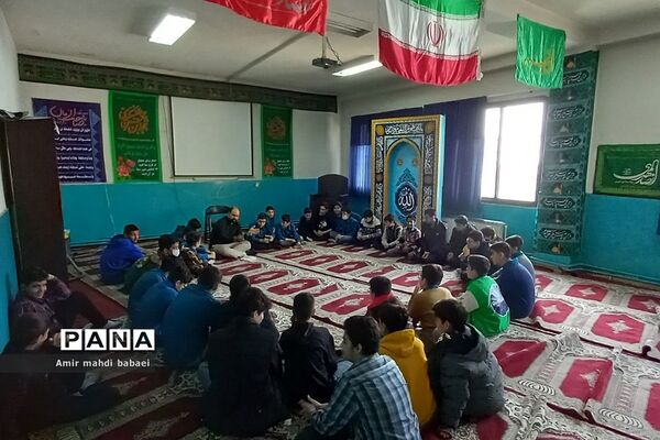 برگزاری جلسات حلقه صالحین در دبیرستان  دوره‌اول سما رودهن