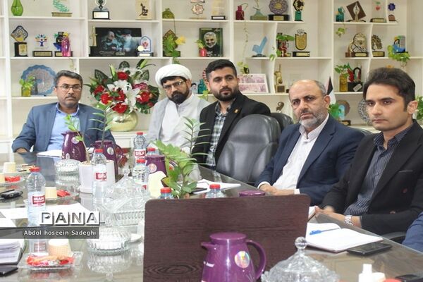 جلسه بزرگداشت چهارمین یادواره شهادت حاج قاسم سلیمانی ، هفته بصیرت و دهه مقاومت آموزش و پرورش استان بوشهر
