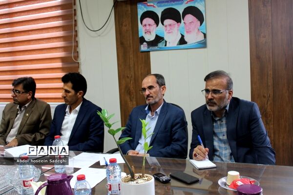 جلسه بزرگداشت چهارمین یادواره شهادت حاج قاسم سلیمانی ، هفته بصیرت و دهه مقاومت آموزش و پرورش استان بوشهر