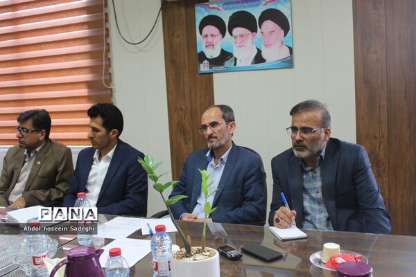 جلسه بزرگداشت چهارمین یادواره شهادت حاج قاسم سلیمانی ، هفته بصیرت و دهه مقاومت آموزش و پرورش استان بوشهر