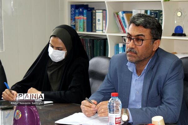 جلسه بزرگداشت چهارمین یادواره شهادت حاج قاسم سلیمانی ، هفته بصیرت و دهه مقاومت آموزش و پرورش استان بوشهر