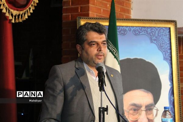 نشست کیفیت بخشی به عملکرد مدیریت مراکز آموزشی ویژه مدیران مدارس دولتی ورامین و شهر جوادآباد