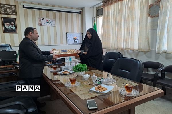 تقدیر از مدارس فعال در جذب تشکیلات پیشتازان منطقه ۱۰