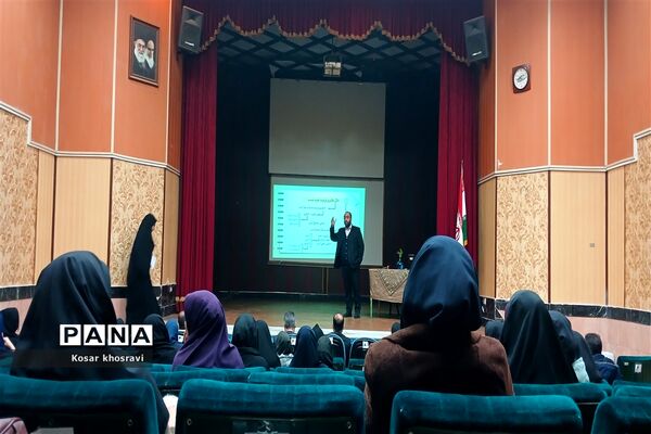 نشست رابطین پژوهشکده ناحیه ۷ مشهد مقدس