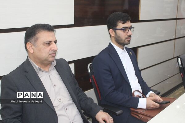 نشست تبیین برنامه ها و سیاست های صندوق ذخیره فرهنگیان  شهرستانها و مناطق استان  بوشهر