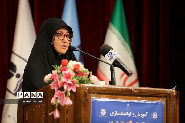 افتتاحیه دوره توانمندسازی معاونان و مربیان پرورشی مدارس استعدادهای درخشان