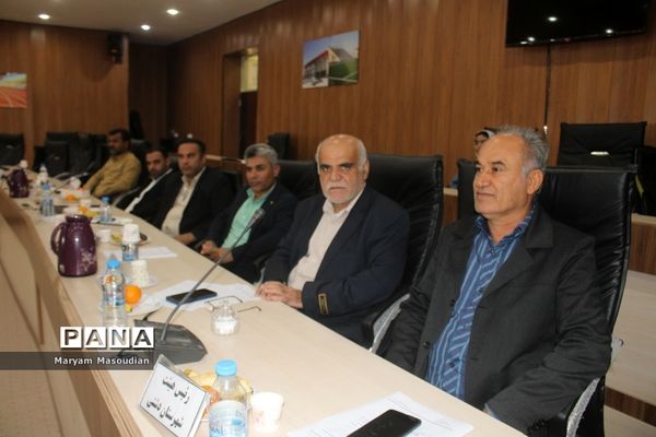 مجمع انتخابات هیات ورزش روستایی و عشایری وبازی های بومی و محلی استان بوشهر