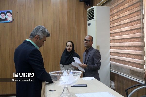 مجمع انتخابات هیات ورزش روستایی و عشایری وبازی های بومی و محلی استان بوشهر