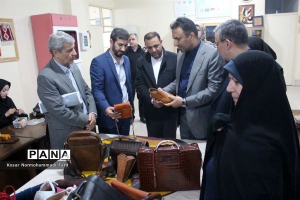 بازدید معاون وزیر کار ازمراکز فنی و حرفه‌ای اسلامشهر