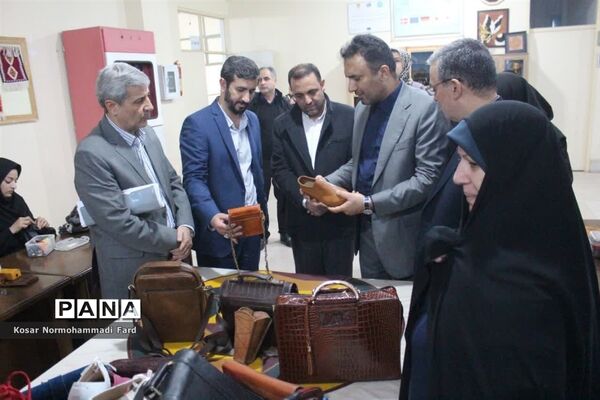 بازدید معاون وزیر کار ازمراکز فنی و حرفه‌ای اسلامشهر