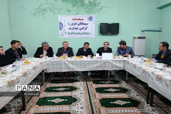 بازدید از کاشت قارچ و  گلخانه کاشت و پرورش خیار در هنرستان کشاورزی هاشمی نژاد شهر آشخانه