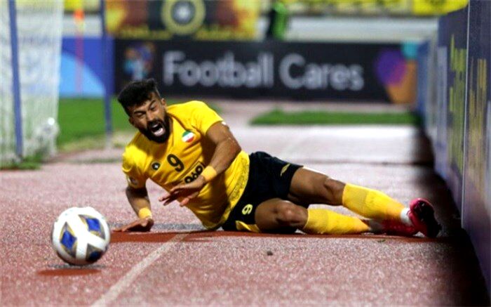 دوری دو هفته‌ای رامین رضاییان از مستطیل سبز