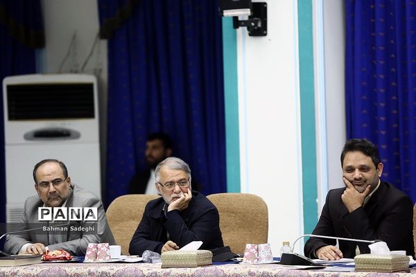 جلسه شورای عالی انقلاب فرهنگی