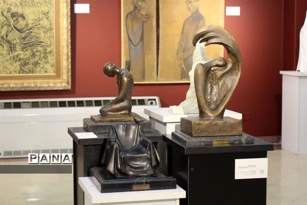 بازدید کارشناسان فرهنگی و هنری شهرستان‌های استان تهران از حوزه هنری انقلاب اسلامی