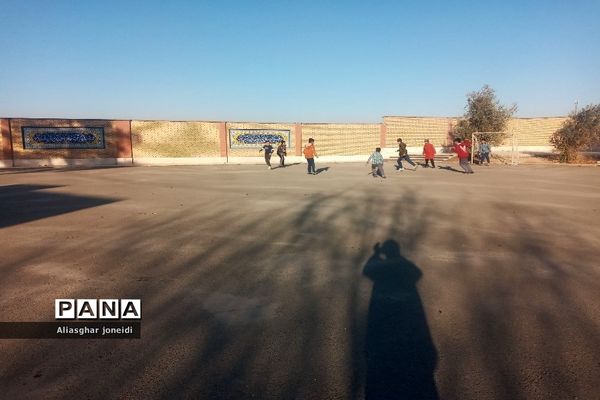 اردوی دانش‌آموزان آموزشگاه‌های شیخ جنید و علامه طباطبایی در دارالقرآن شهرستان پیشوا