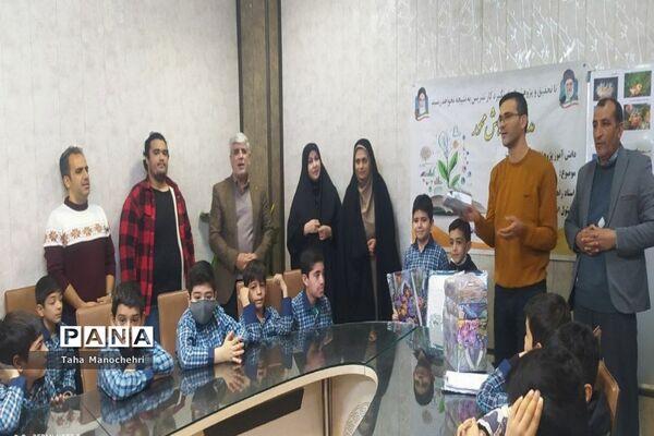 تقدیر از دانش‌آموزان پژوهشگر در زمینه علمی و فرهنگی و مقاله‌نویس آموزشگاه علامه‌طباطبایی