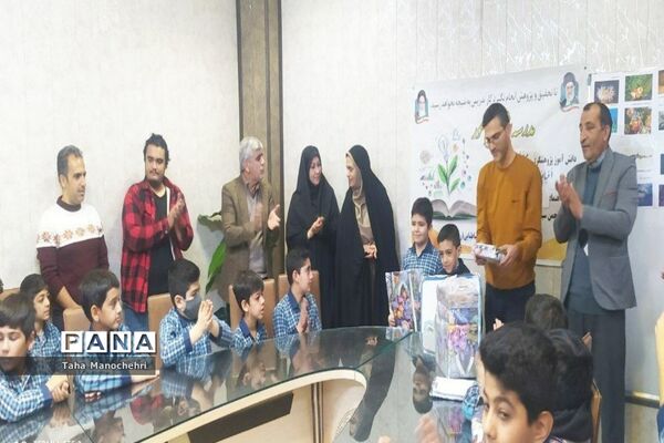 تقدیر از دانش‌آموزان پژوهشگر در زمینه علمی و فرهنگی و مقاله‌نویس آموزشگاه علامه‌طباطبایی
