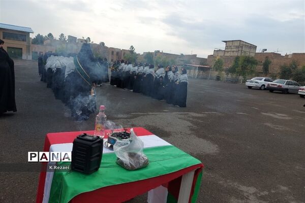 جلوه هایی از ارادت دانش‌آموزان مدارس قم به اهل بیت(ع) و شهدا-1