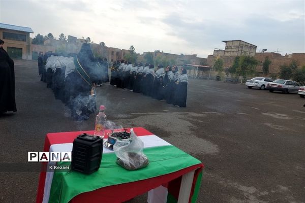 جلوه هایی از ارادت دانش‌آموزان مدارس قم به اهل بیت(ع) و شهدا-1