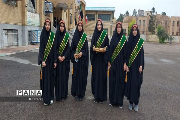 جلوه هایی از ارادت دانش‌آموزان مدارس قم به اهل بیت(ع) و شهدا-1