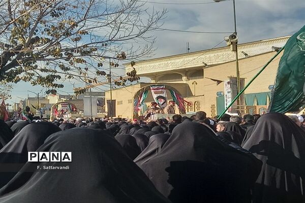 جلوه هایی از ارادت دانش‌آموزان مدارس قم به اهل بیت(ع) و شهدا-1