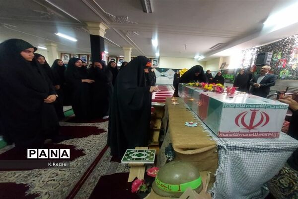 جلوه هایی از ارادت دانش‌آموزان مدارس قم به اهل بیت(ع) و شهدا-1